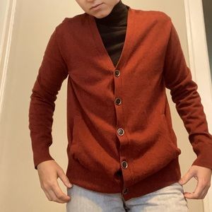 Gap men’s size small red cardigan